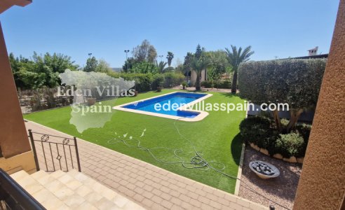 Resale - Urbanisation detached Villa - Santa Pola