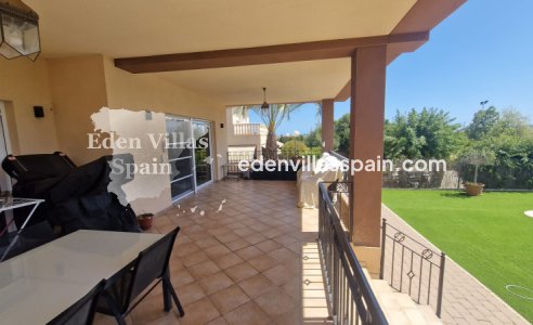 Resale - Urbanisation detached Villa - Santa Pola