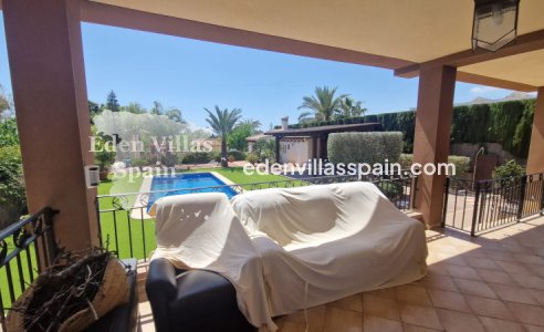 Resale - Urbanisation detached Villa - Santa Pola