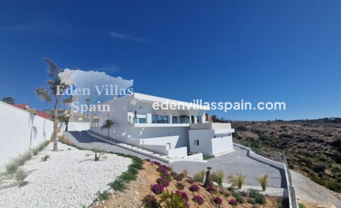 New Construction - Brand New Villa - La Marina