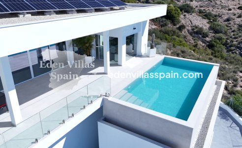 New Construction - Brand New Villa - La Marina