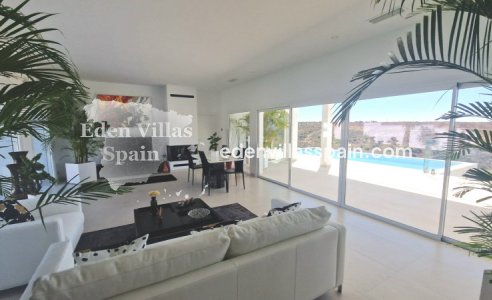 New Construction - Brand New Villa - La Marina