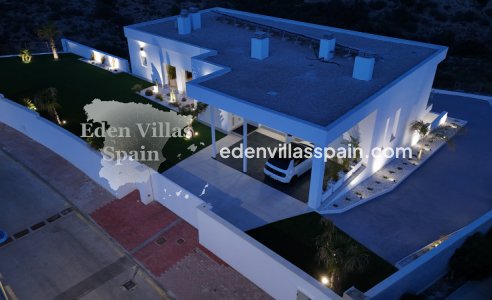 New Construction - Brand New Villa - La Marina