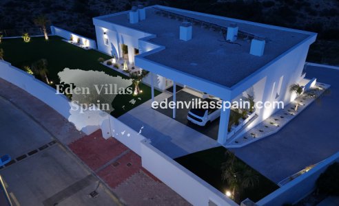 New Construction - Brand New Villa - La Marina