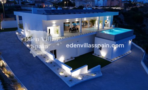 New Construction - Brand New Villa - La Marina