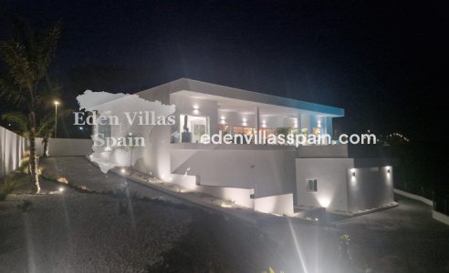 New Construction - Brand New Villa - La Marina