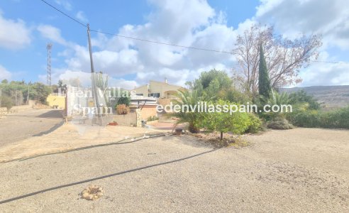 Resale - Country House - Crevillente