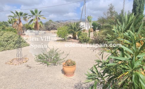 Resale - Country House - Crevillente