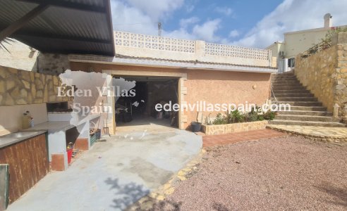 Resale - Country House - Crevillente