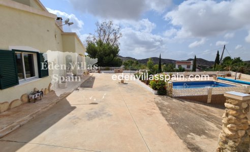 Resale - Country House - Crevillente