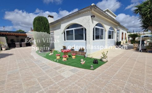 Resale - Country House - La Marina