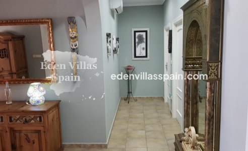 Resale - Country House - Elche