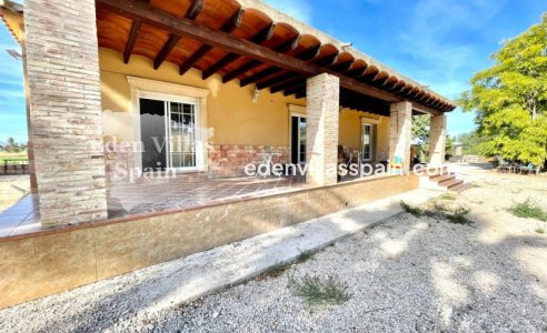 Segunda Mano - Casa de campo - Dolores