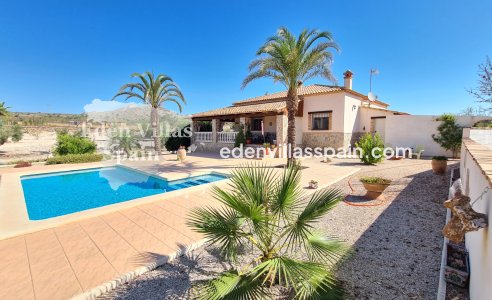 Resale - Country House - Salinas