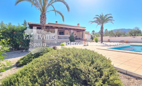 Resale - Country House - Salinas