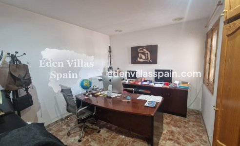 Resale - Country House - Elche