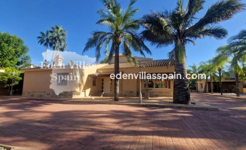 Resale - Country House - Elche