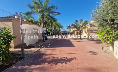 Resale - Country House - Elche