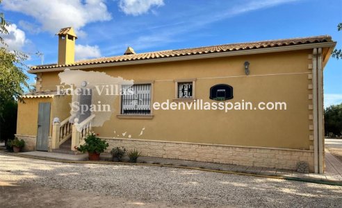 Resale - Country House - Elche