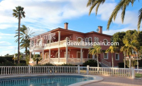 Resale - Urbanisation detached Villa - Santa Pola