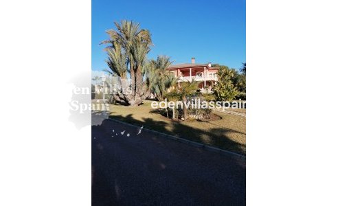 Resale - Urbanisation detached Villa - Santa Pola