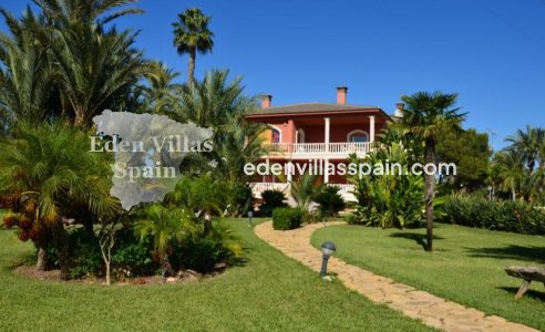 Resale - Urbanisation detached Villa - Santa Pola