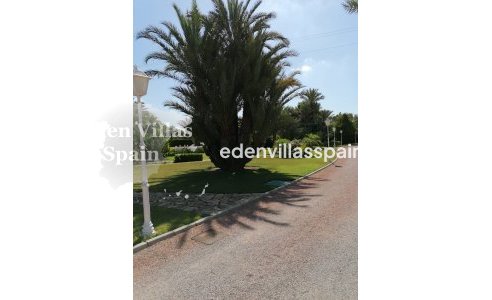 Resale - Urbanisation detached Villa - Santa Pola