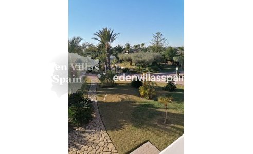 Resale - Urbanisation detached Villa - Santa Pola