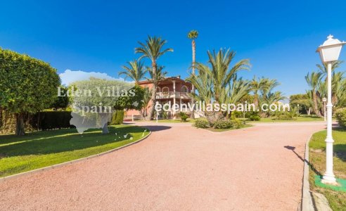 Resale - Urbanisation detached Villa - Santa Pola