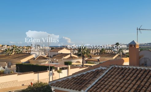 Resale - Urbanisation detached Villa - La Marina