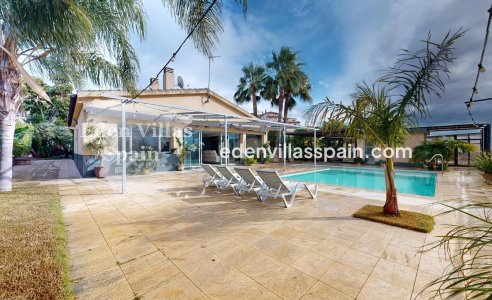 Resale - Urbanisation detached Villa - Elche