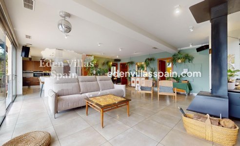 Resale - Urbanisation detached Villa - Elche