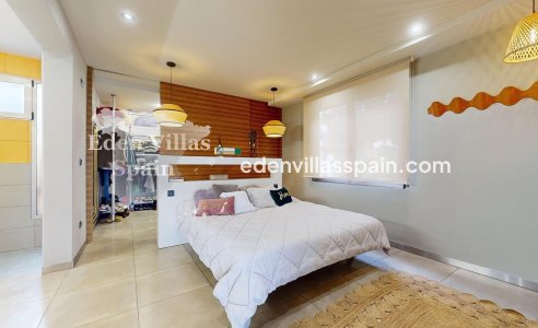 Resale - Urbanisation detached Villa - Elche