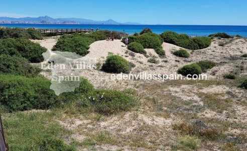 Immobilien Zweiter Hand - Wohnung an der Küste - Arenales del Sol