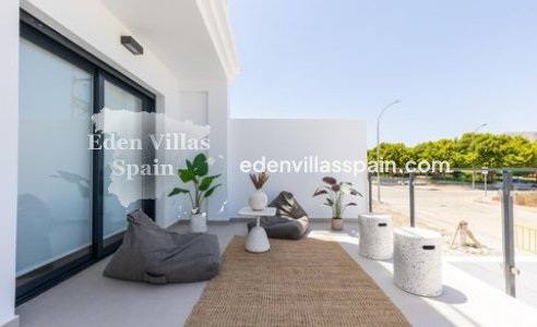 New Construction - Terrace House - Rafal