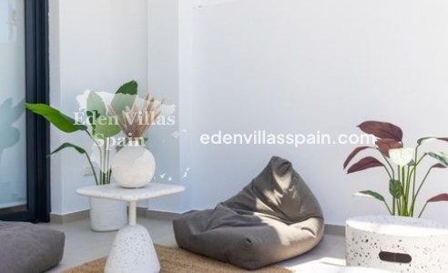 New Construction - Terrace House - Rafal
