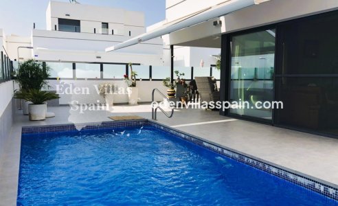 Resale - Town House - Dolores