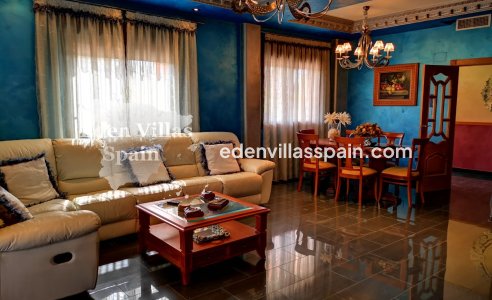 Resale - Country House - Rafal