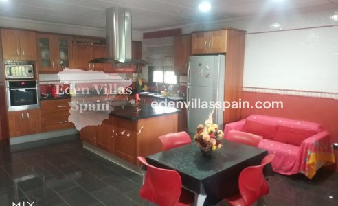 Resale - Country House - Rafal