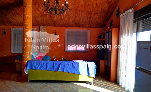 Resale - Country House - Rafal
