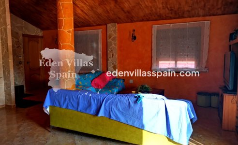 Resale - Country House - Rafal