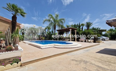 Resale - Country House - Elche