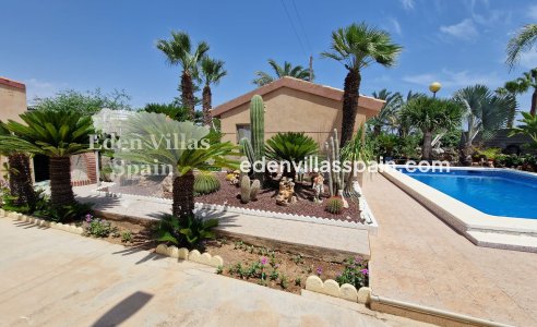 Resale - Country House - Elche