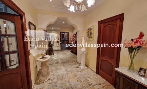 Resale - Country House - Elche