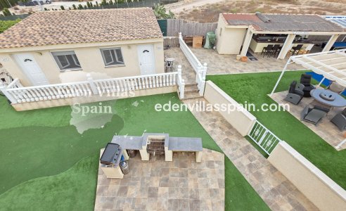 Immobilien Zweiter Hand - Villa an der Küste - La Marina