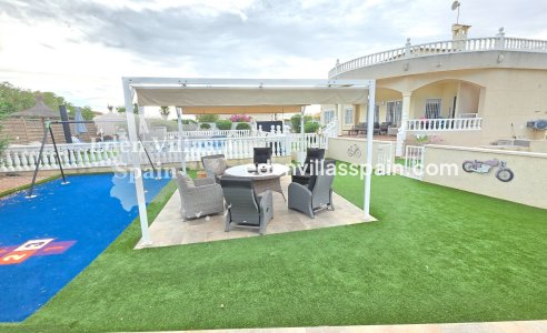 Immobilien Zweiter Hand - Villa an der Küste - La Marina