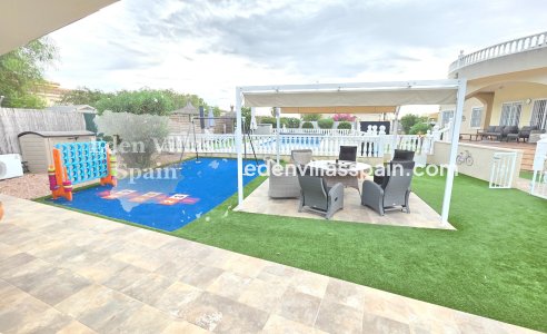 Immobilien Zweiter Hand - Villa an der Küste - La Marina