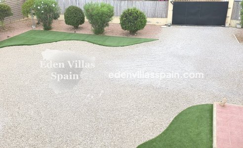 Immobilien Zweiter Hand - Villa an der Küste - La Marina