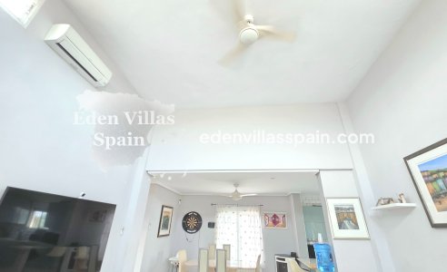 Immobilien Zweiter Hand - Villa an der Küste - La Marina