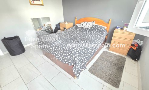 Immobilien Zweiter Hand - Villa an der Küste - La Marina